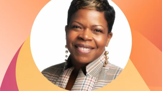 Headshot of Lydia Clayton, VP of Contact Center Operations at Cox Automotive Inc., featured in the CCWomen Webinar Series by Customer Contact Week.